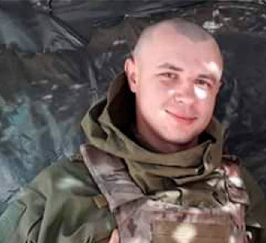 Морпіх Віталій Скакун підірвав Генічеський міст разом із собою, щоби не пустити росіян, які йшли з Криму
