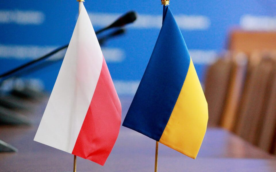 Пoльщa зaмoрoжyє вiднocини з Угoрщинoю чeрeз пoзицiю Oрбaнa щoдo трaгeдiї в Бyчi