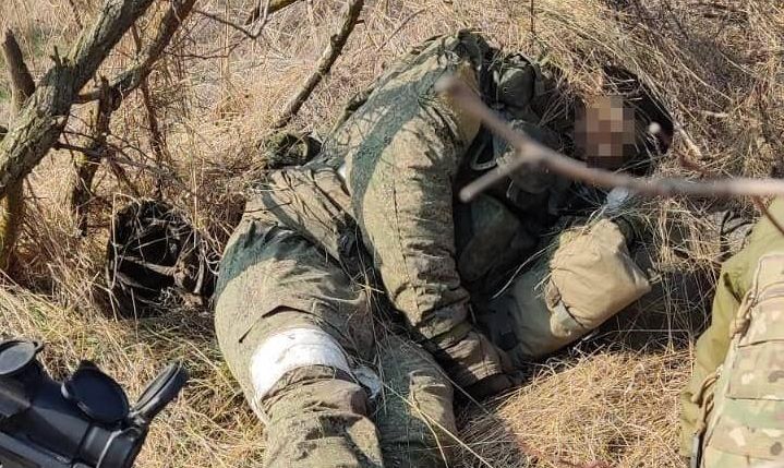 За минулу добу ЗСУ ліквідували близько 300 росіян та спалили 22 танки, – Генштаб