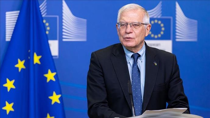 Боррель: Дуже скоро Путіну доведеться обирати між зброєю і маслом для народу