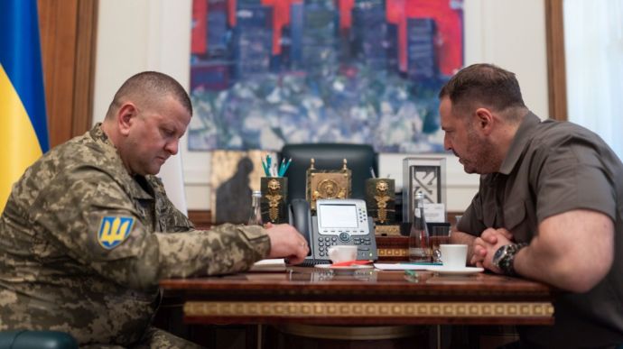 В Україні відкриють хаб, щоб краще інформувати про використання зброї
