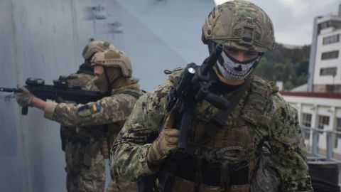 Військові розширюють позиції та можуть оточити війська окупантів навколо Лимана, – ISW