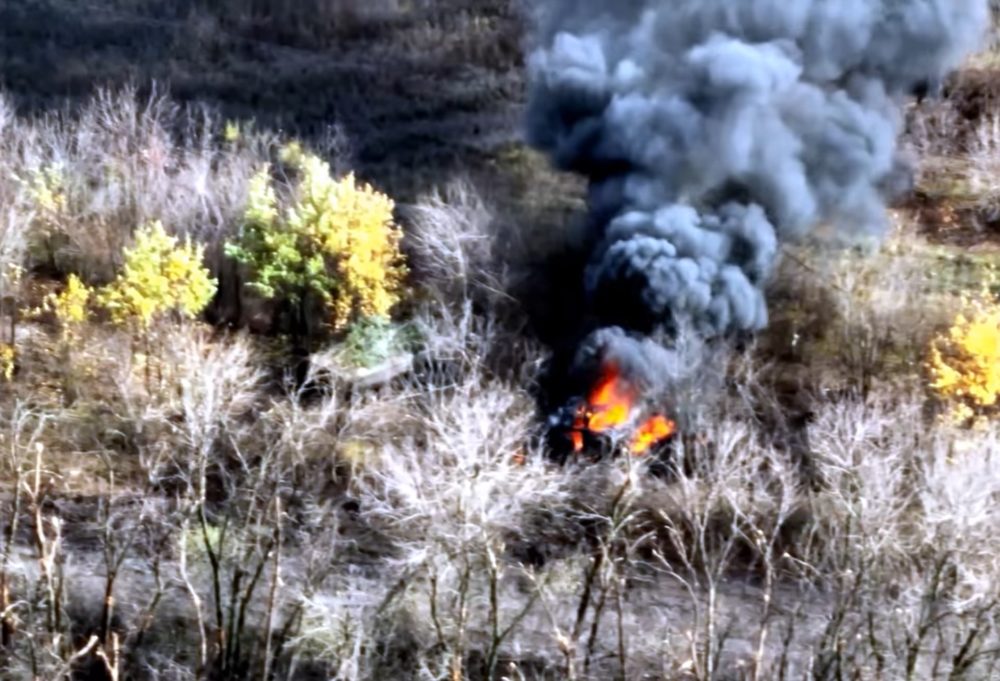 На Луганщині воїни 25 опдбр знищили ворожу техніку разом із екіпажем. ВІДЕО