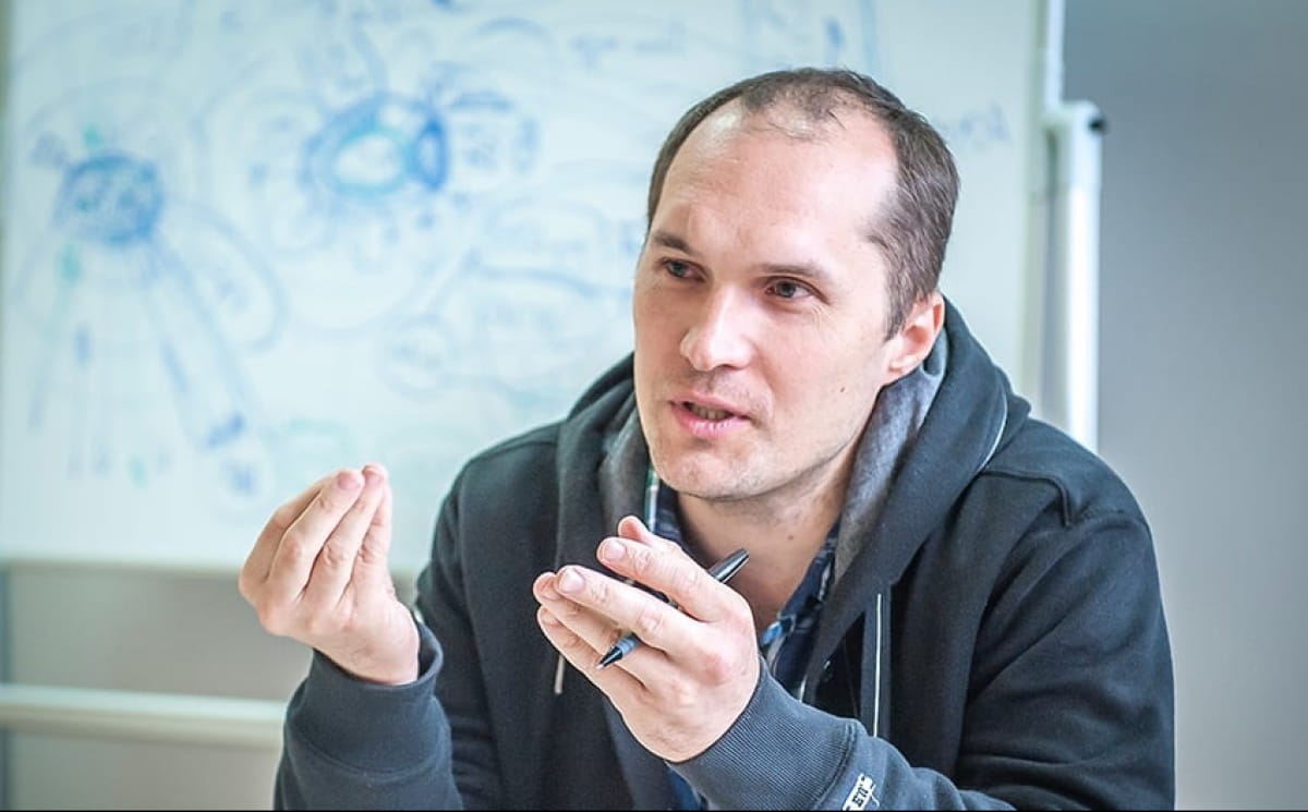 “СТРАШНА ЦІНА БРЕХНІ ПРЕЗИДЕНТА ЗЕЛЕНСЬКОГО”: БУТУСОВ РОЗПОВІВ ПРО НАСЛІДКИ ДІЯЛЬНОСТІ “РОСІЙСЬКОГО АГЕНТА” У РОЗВІДЦІ