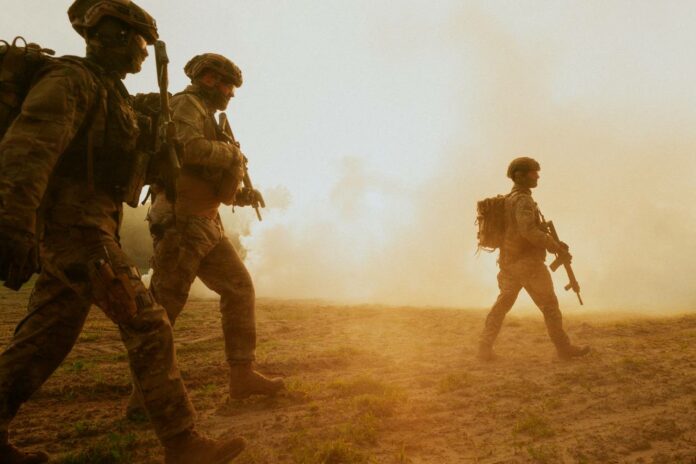 <strong>ОКУПАНТИ ПЕРЕКИНУЛИ ПОСИЛЕННЯ ПІД КАХОВКУ – ГЕНШТАБ</strong>