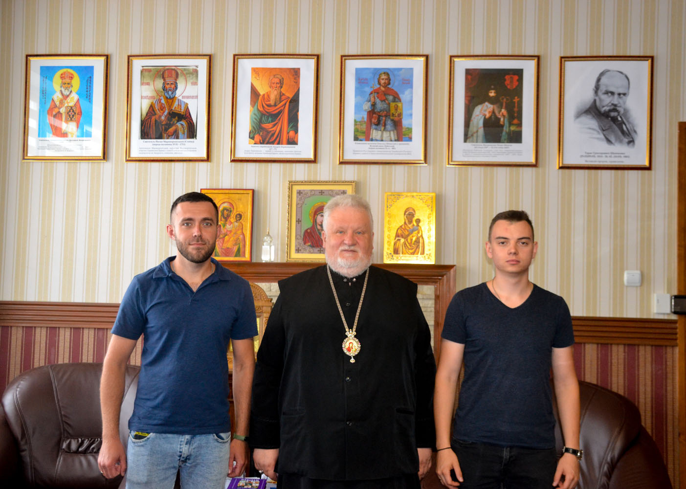 Єпископ Віктор Бедь провів зустріч з Миколою Чехом, заступником голови Закарпатської крайової та Тячівської районної організації НРУ