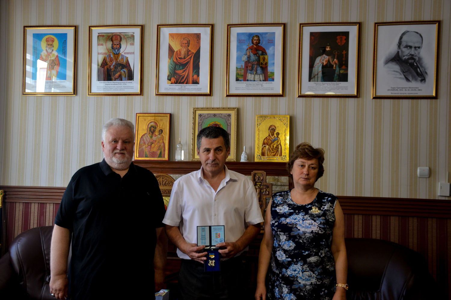 Борець за незалежність України у ХХ столітті Михайло БАСАРАБ нагороджений Відзнакою Закарпатської облради та Закарпатської ОДА «За розвиток Закарпаття»