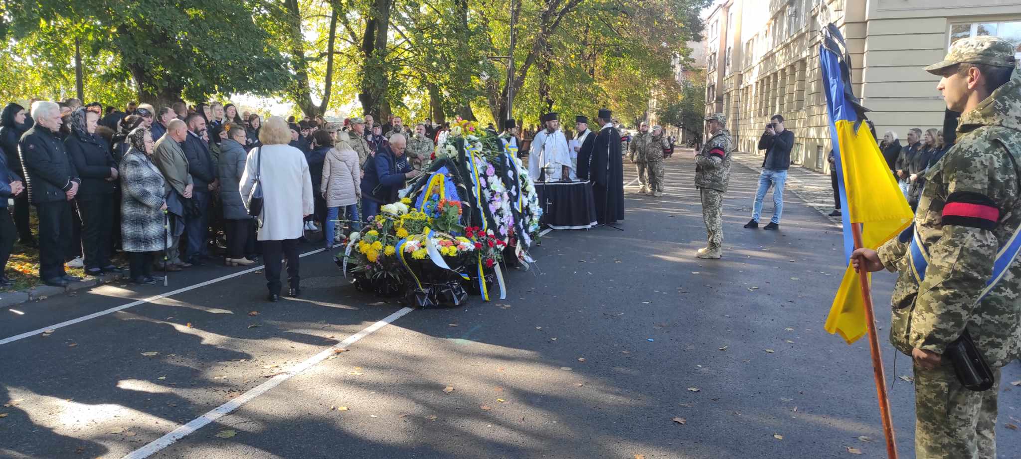 Ужгород попрощався з воїном Андрієм Маричем