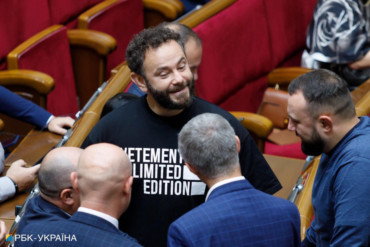 Позивний “Буратіно”. Хто такий Олександр Дубінський і в чому його підозрюють