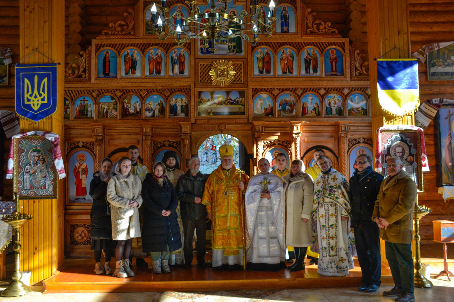 У день пам’яті мчч. Віктора та інших, єпископ Віктор Бедь очолив Божественну літургію та рукопоклав у священика диякона Івана Цанька, військовослужбовця 128 ОГШБр