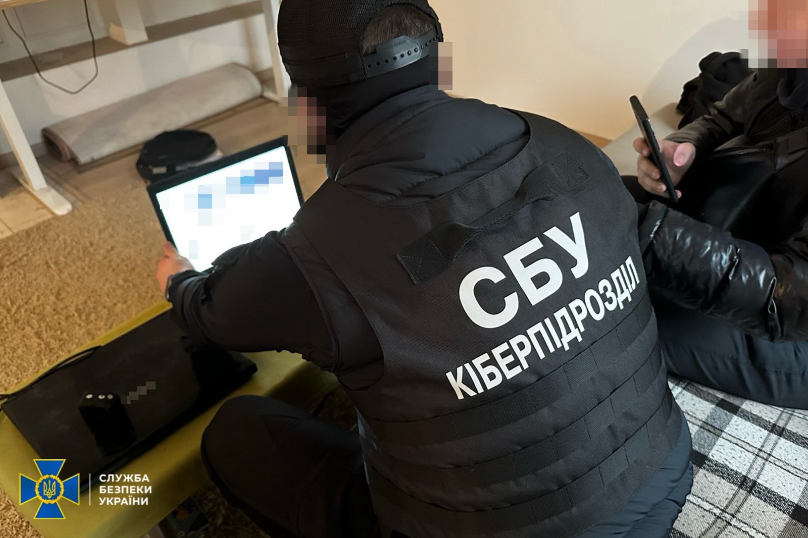 СБУ повідомила про підозру київському блогеру, який готував фейки для кремлівських ЗМІ