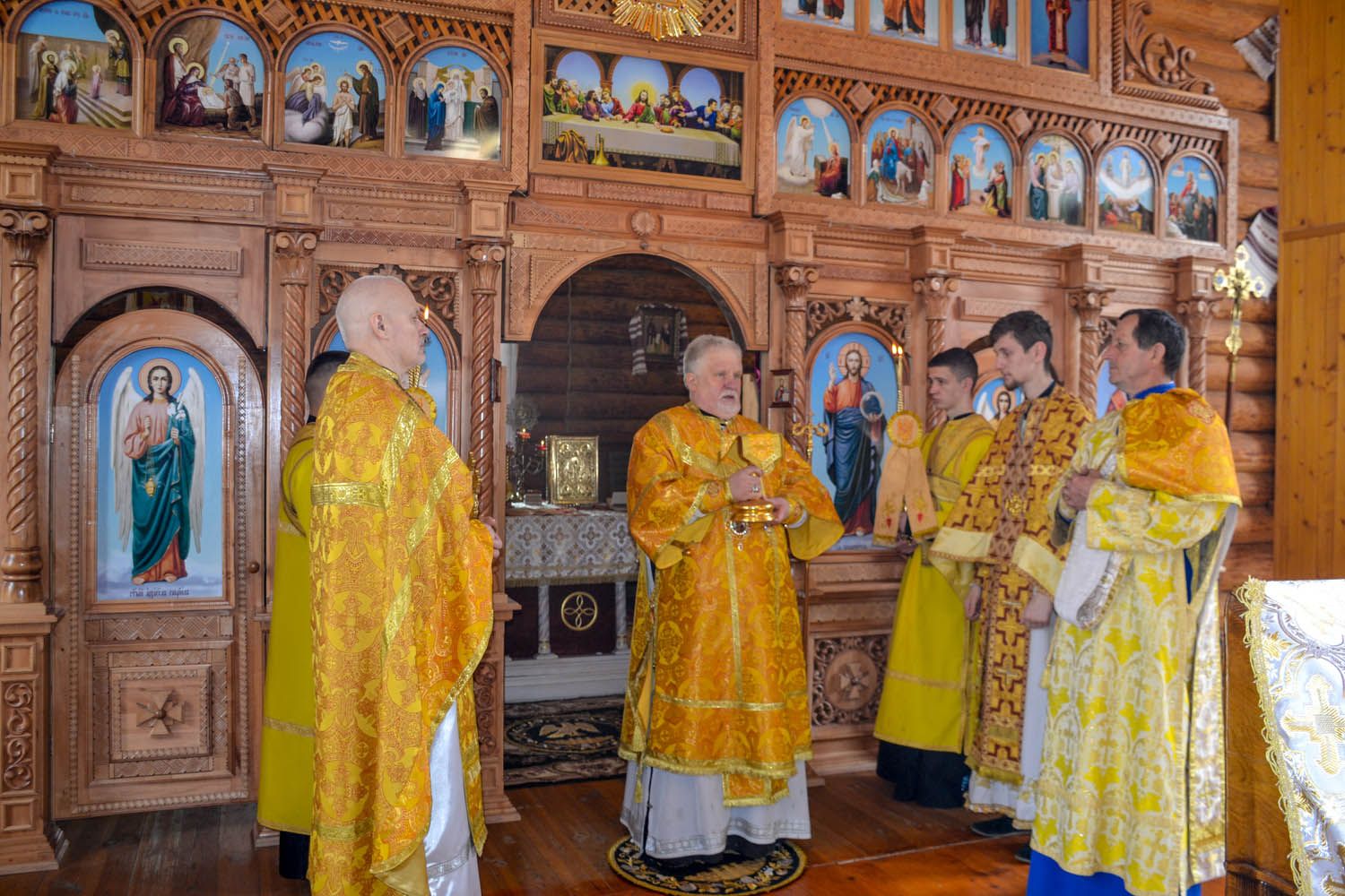 У неділю прощення єпископ Віктор Бедь очолив Божественну літургію в м. Ужгород та помолився за спасіння душі Августина Волошина до 150-річчя від дня його народження