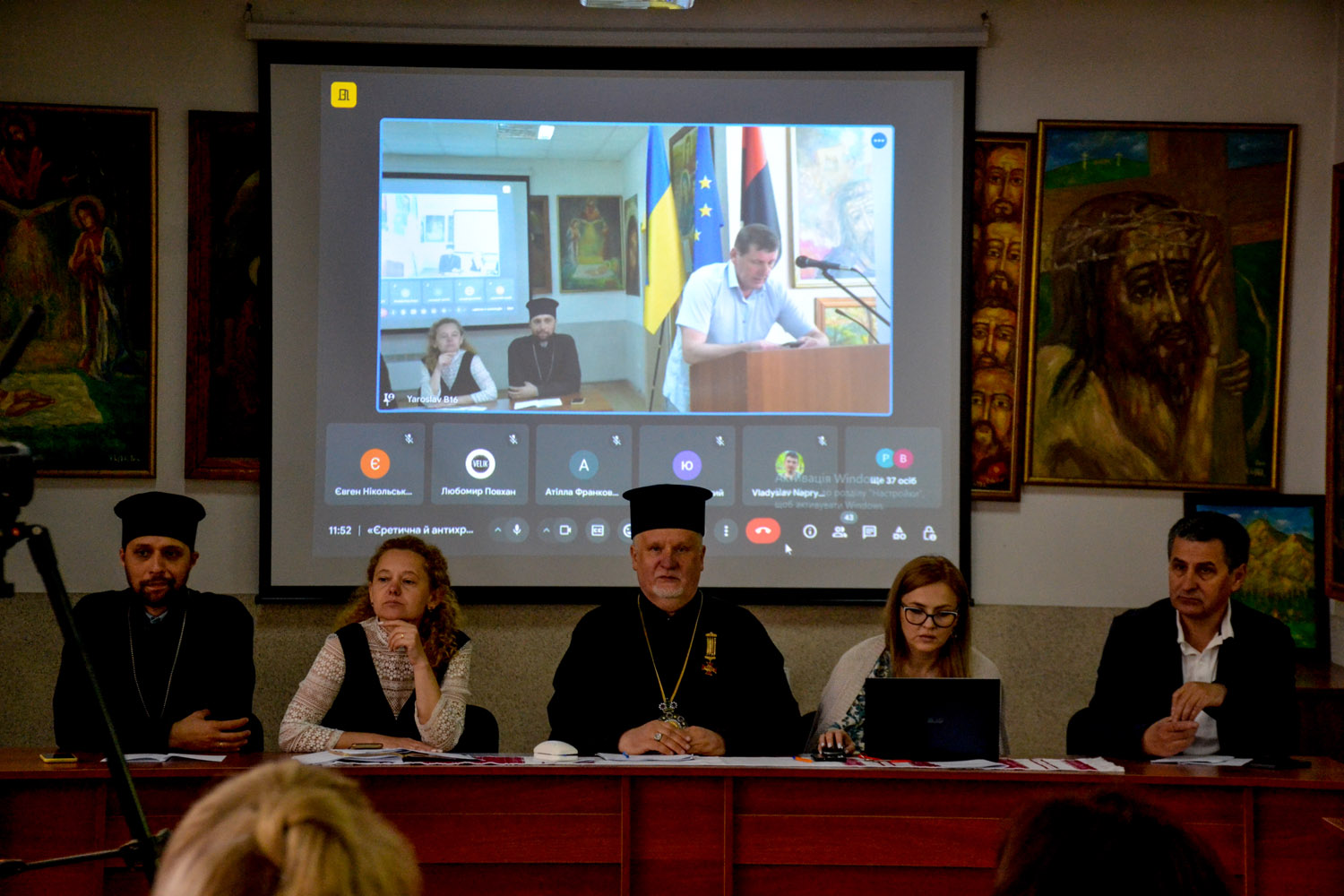 В КаУ ім. Августина Волошина та УУБА відбувся круглий стіл «Єретична й антихристиянська суть «русского міра» – як загроза цивілізаційного розвитку людства»