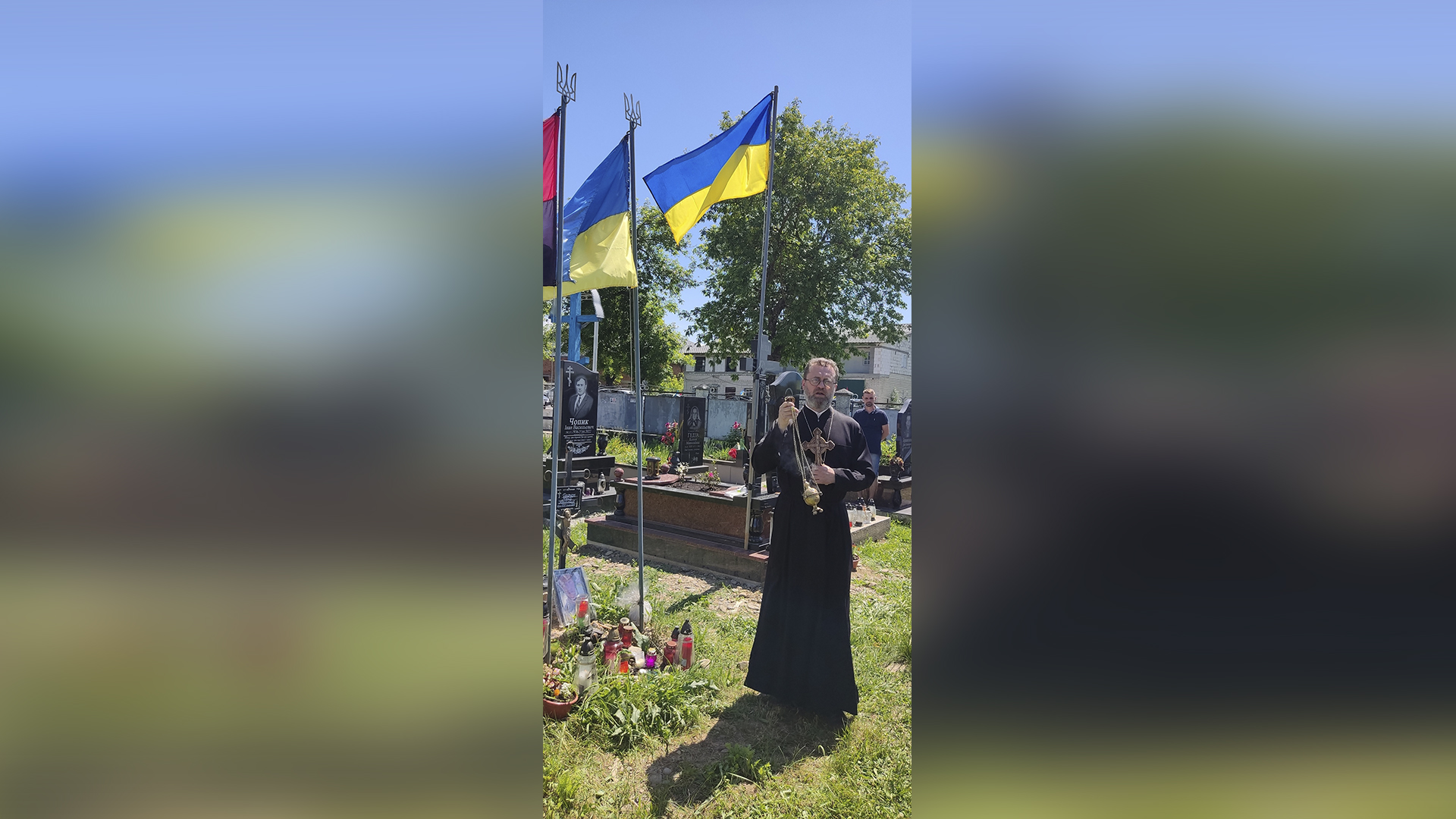Благочинний Тячівського районного благочиння ПЦУ ієрей Андрій Мартенс взяв участь у молитовному автопробігу пам’яті Героїв – 2024