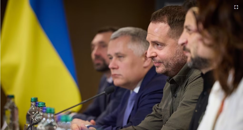 «Хвилює концентрація влади» та «неприємний сюрприз»: західні дипломати та експерти про зміни в українському уряді