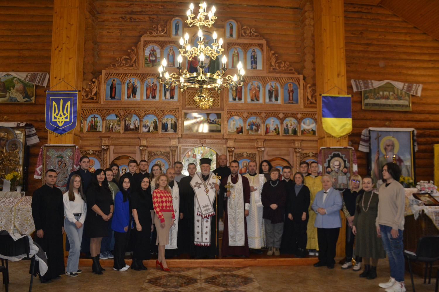 У кафедральному храмі ПЦУ в м. Ужгород відзначили 34-ту річницю інтронізації Святішого Мстислава Скрипника, Патріарха Київського і всієї України, Предстоятеля УАПЦ