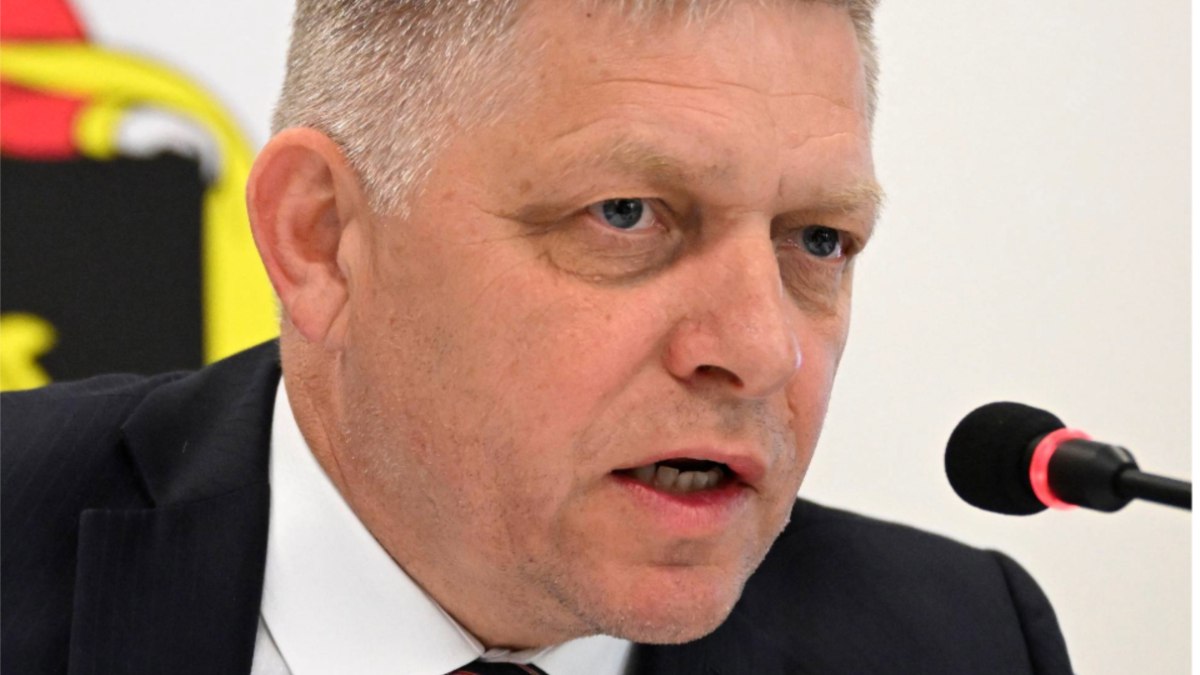 «Україна зовсім не може бути членом НАТО» – прем’єр Словаччини і «друг Китаю» Роберт Фіцо