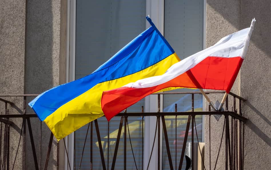 Серед українців значно знизився рівень симпатії до поляків і Польщі