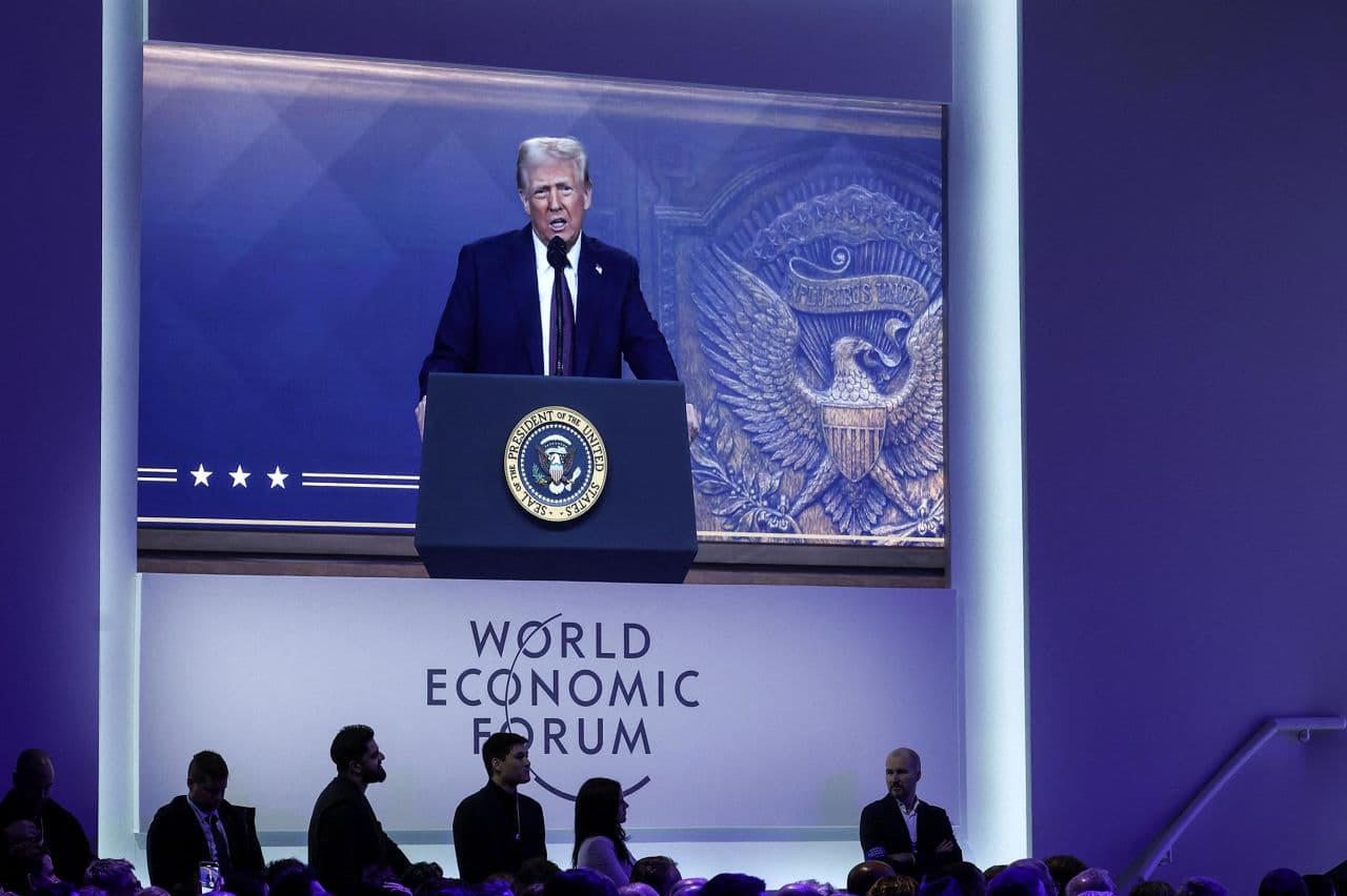 Трамп вимагатиме зниження цін на нафту, аби завершити війну в Україні