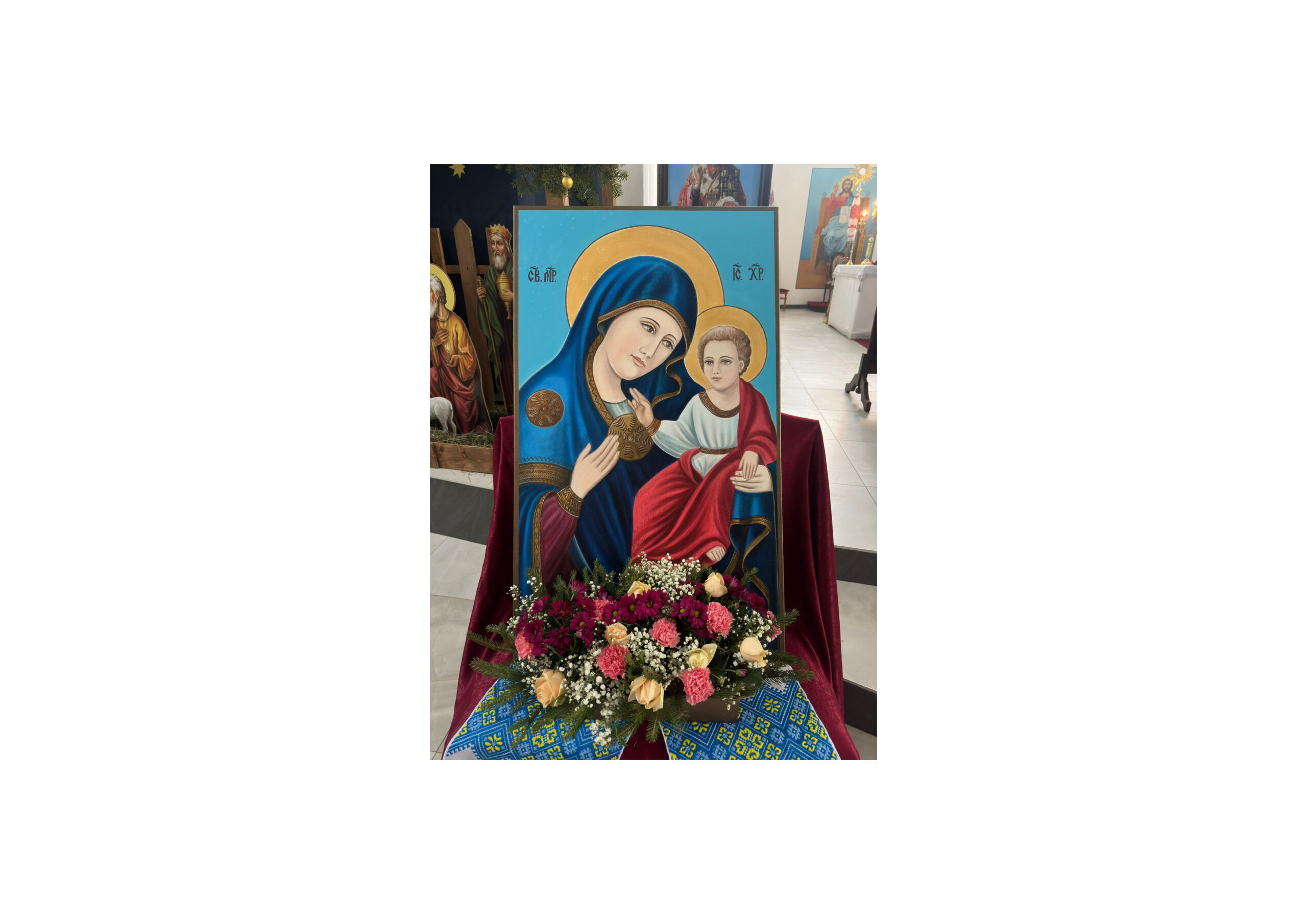 Єпископ Мукачівський і Карпатський Віктор Бедь звершив чин освячення Лазещинської ікони Божої Матері та благословив розколяду в с. Лазещина