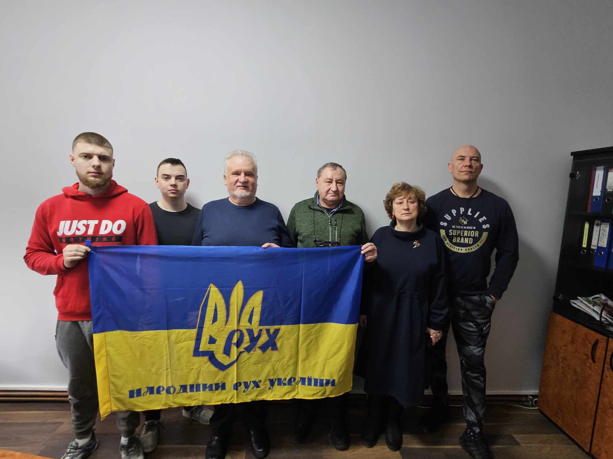 Провід Закарпатської крайової організації Народного Руху України розглянув питання про прийому в члени НРУ