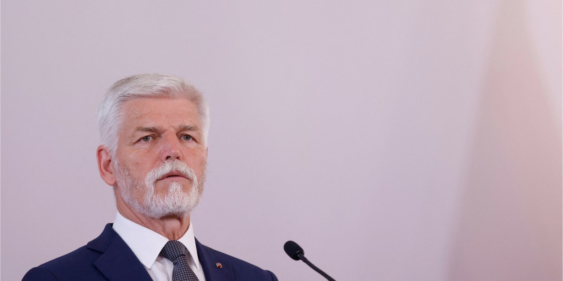 До закінчення війни проти України. Президент Чехії підписав закон, який забороняє росіянам отримувати громадянство