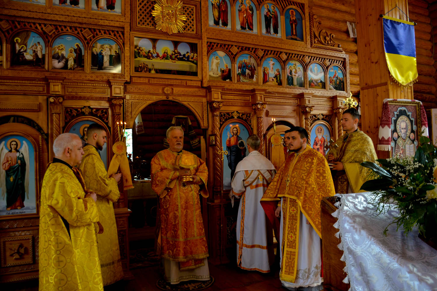 Єпископ Мукачівський і Карпатський Віктор Бедь, у неділю прощену, очолив Божественну літургію в Ужгороді та рукопоклав у диякони Олега Медведєва