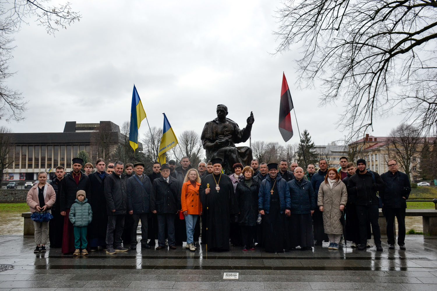 Представники української громадськості за участю духовенства ПЦУ молитовно відзначили 86-ту річницю проголошення Карпатської України