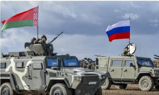 Дипломат заявив, що Росія формує ударний кулак для наступу на країни Балтії та Польщу