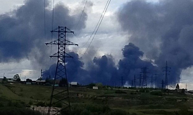 У Росії масово палають ворожі стратегічні бомбардувальники