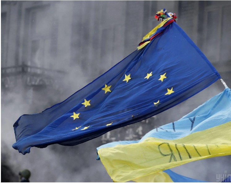 Євросоюз скорочує свою допомогу Україні: у NYT назвали причину