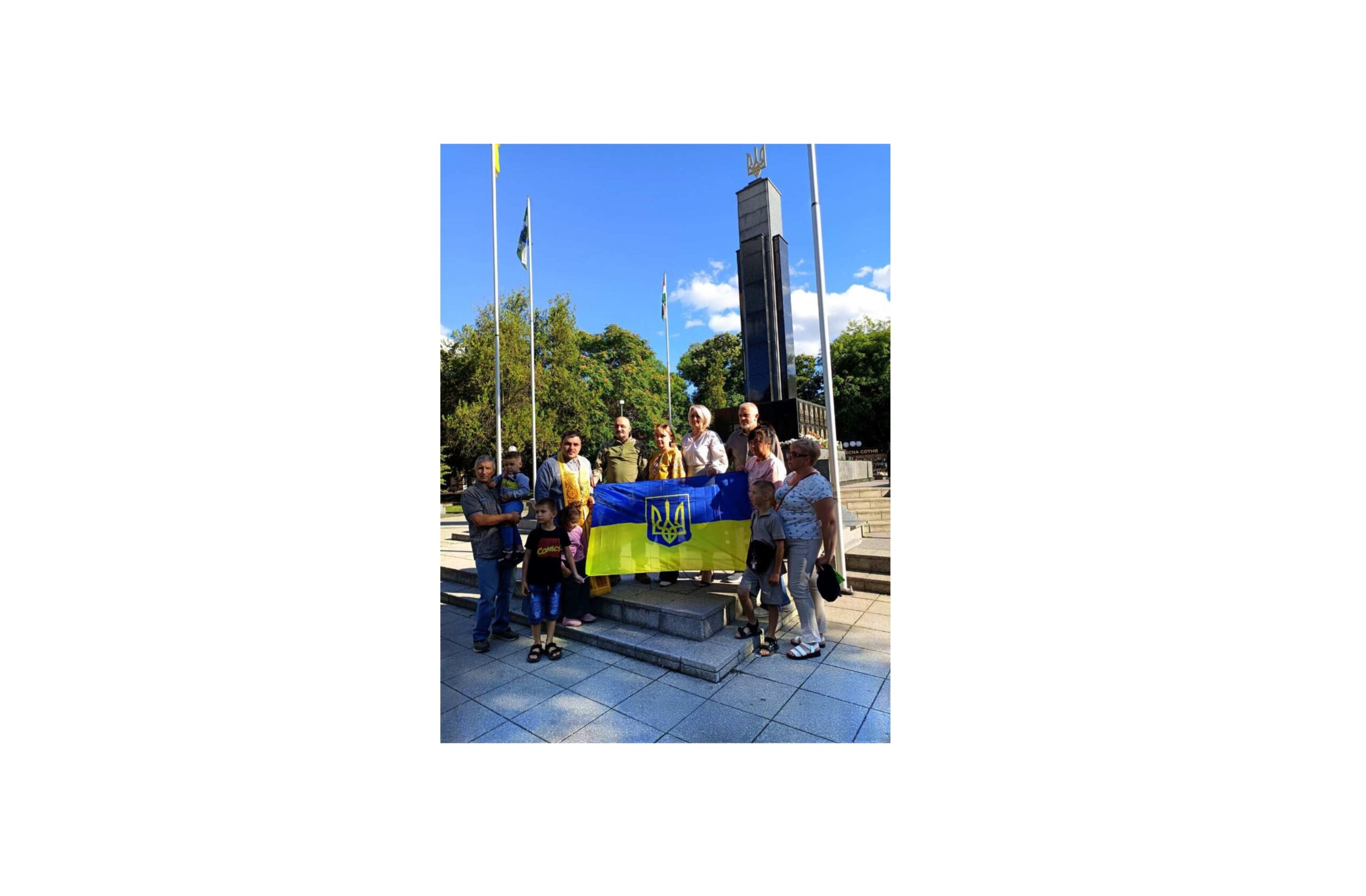 Представники Берегівської РО НРУ за участі ПЦУ відзначили 34-ту річницю відновлення державної незалежності України
