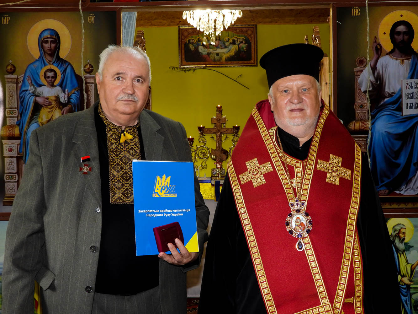 Борець за незалежність України у ХХ столітті Михайло Носа удостоєний ордена «Хрест за Честь та Віру» з нагоди 35-річчя прийняття Декларації про державний суверенітет України