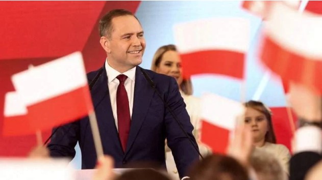 Навроцький закликав ввести кримінальну відповідальність за демонстрацію символіки ОУН-УПА