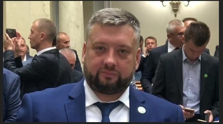 Джерела: Серед затриманих НАБУ і САП осіб – нардеп Кузнєцов і ексочільник Луганщини Гайдай