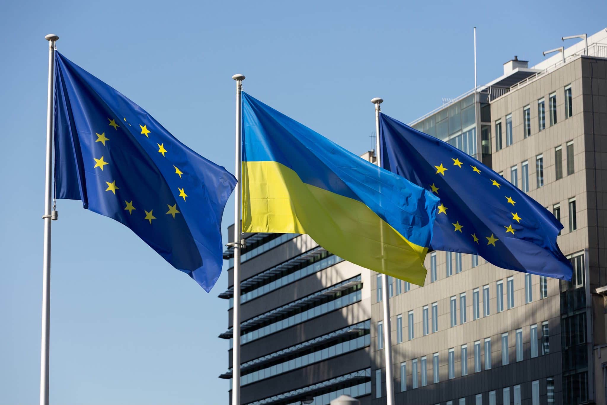 З відновленням незалежності НАБУ і САП, ЄС не планує заморожувати фонди для України