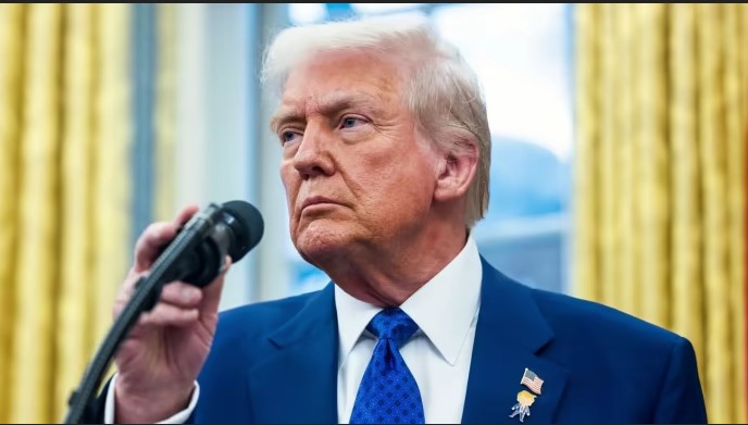 Трамп заявив, що ЄС має припинити купувати російську нафту, яка допомагає фінансувати війну