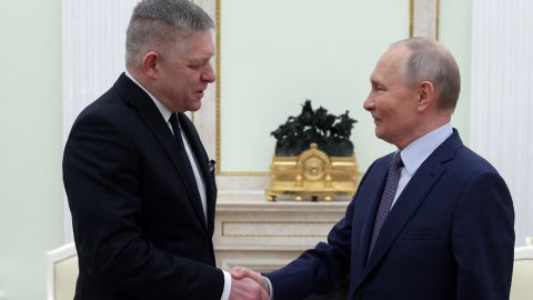 Путін зустрінеться з Фіцо у Китаї