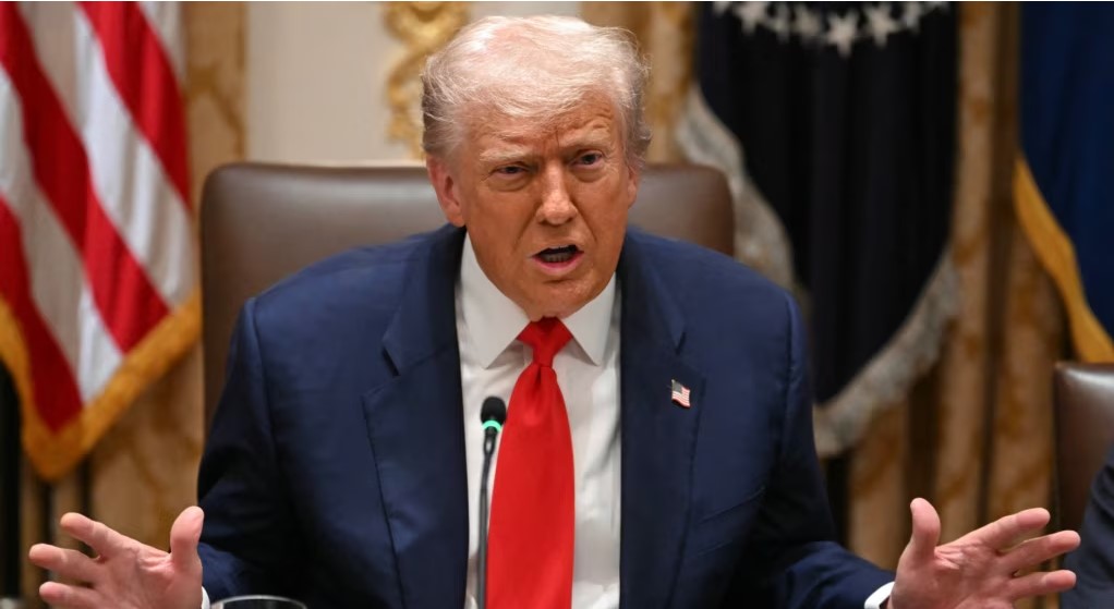 Трамп: Путін мав би виграти війну в Україні за тиждень, але вона триває вже майже чотири роки