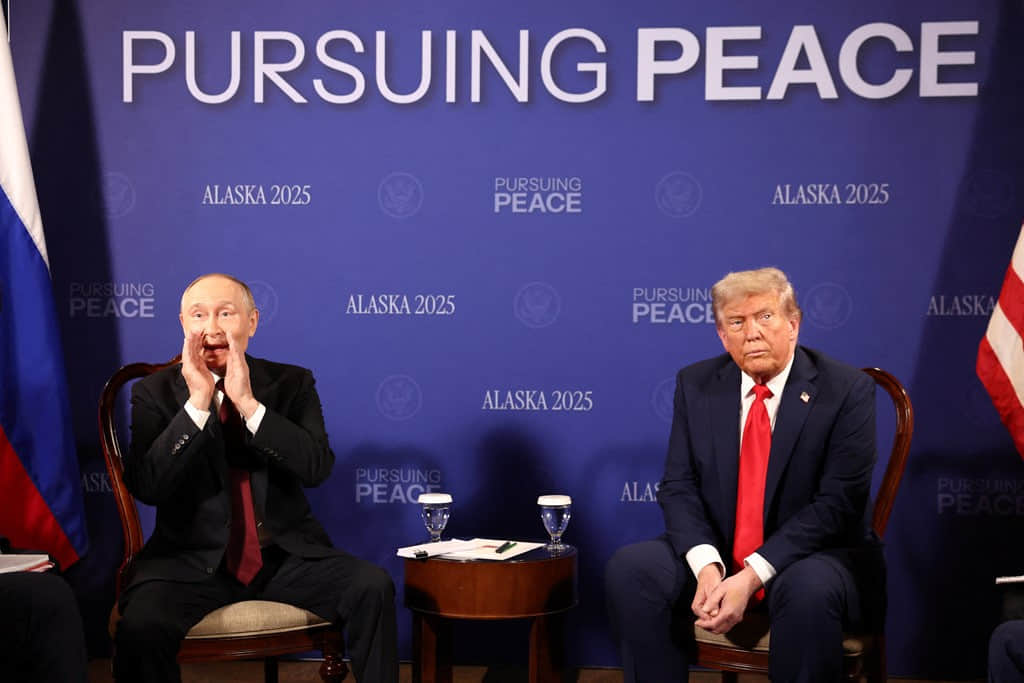 Трамп запевнив медіа, що вірить у брехню Путіна про його бажання відбудувати Україну