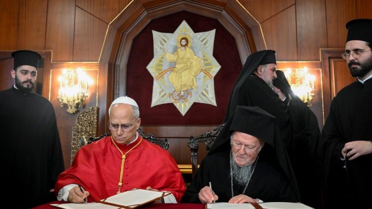Папа Римський та патріарх Варфоломій виступили за «повне сопричастя» між церквами