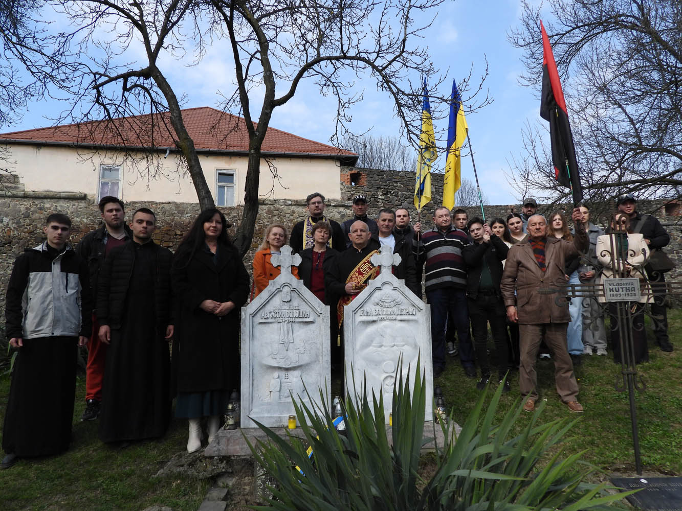 В Ужгороді представники української громадськості та ПЦУ відзначили 152-гу річницю від дня народження Августина Волошина — Президента Карпатської України