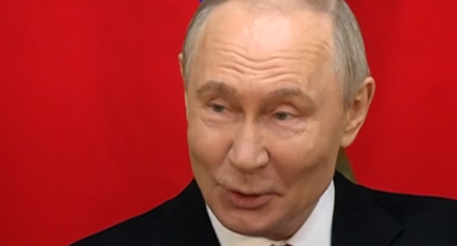 Путін закликав «не зациклюватися на заборонах». Рейтинг падає разом з економікою?