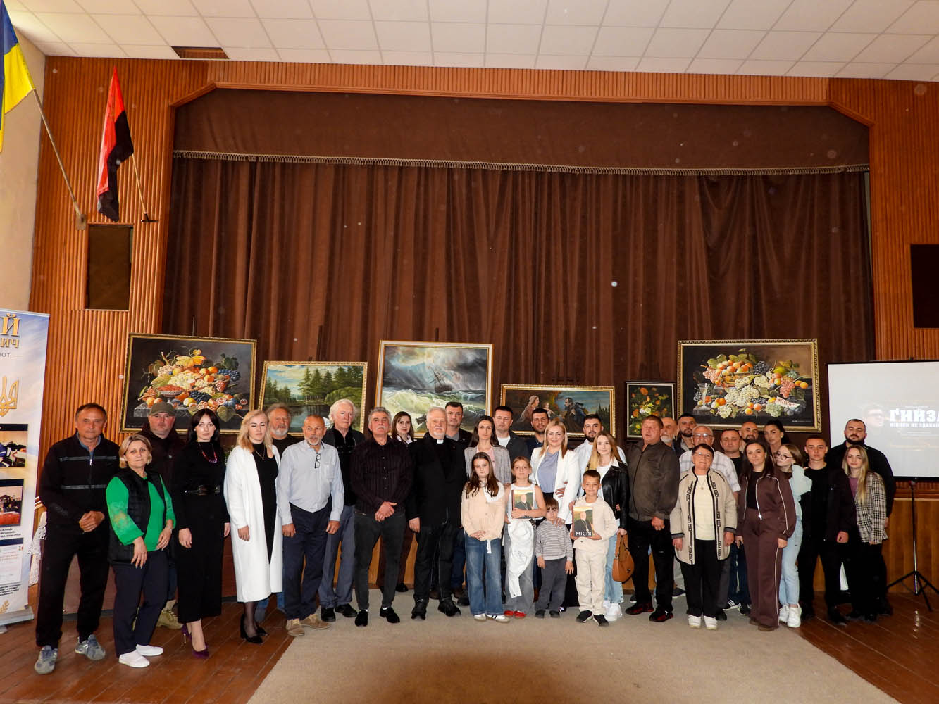 В Бедевлі презентували книгу Леоніда Хомякова про борця за незалежність України у ХХ столітті Василя Вайнагія «Гийза ніколи не здавався»