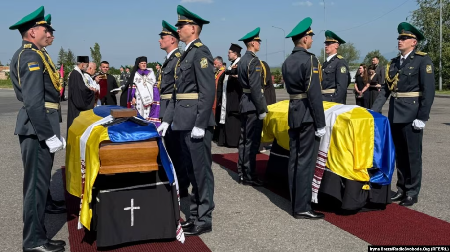 Мельник, Коновалець, Петлюра, Бандера. Чому Україна повертає останки ворогів Кремля?