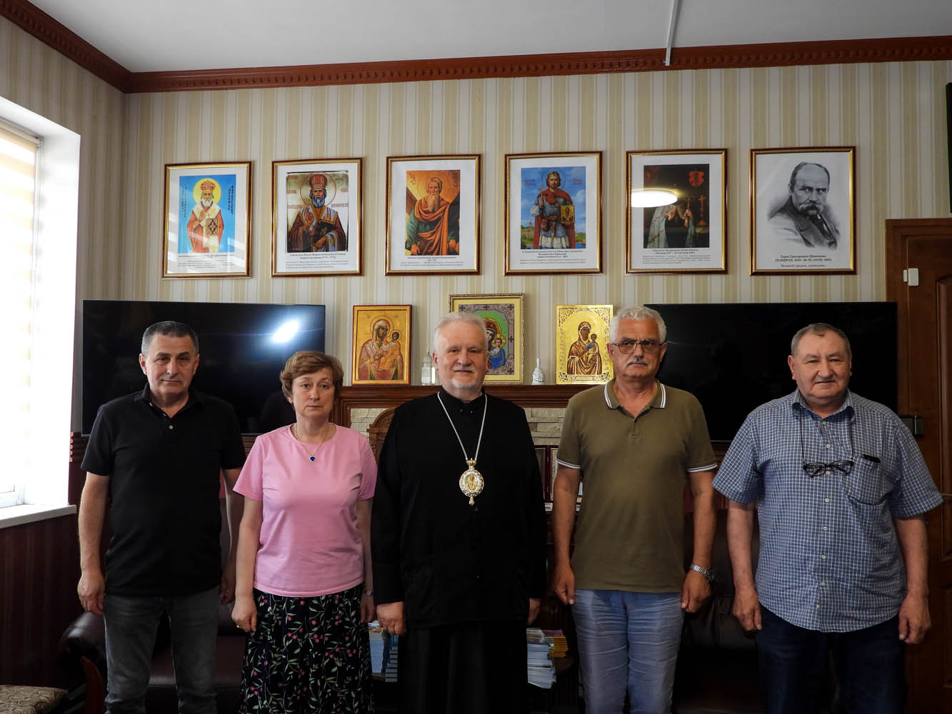 Відбулося спільне засідання представників борців за незалежність України у ХХ столітті та керівництва Закарпатської крайової організації НРУ з питань вшанування ветеранів національно-визвольної боротьби